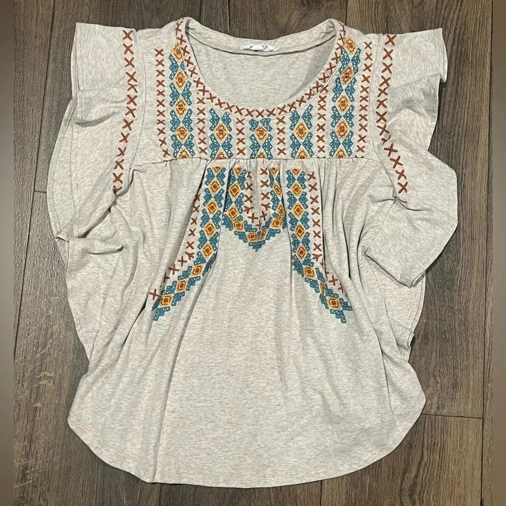 THML Top Womens Medium Cream Embroidered Aztec Ruffle Sleeve - Picture 2 of 6